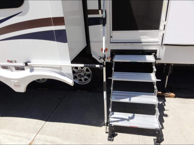 Hike Crew Manual Rv Steps, Two-step Rv Stairs For Travel Trailer : Target