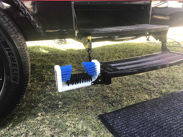  Easy to clean 