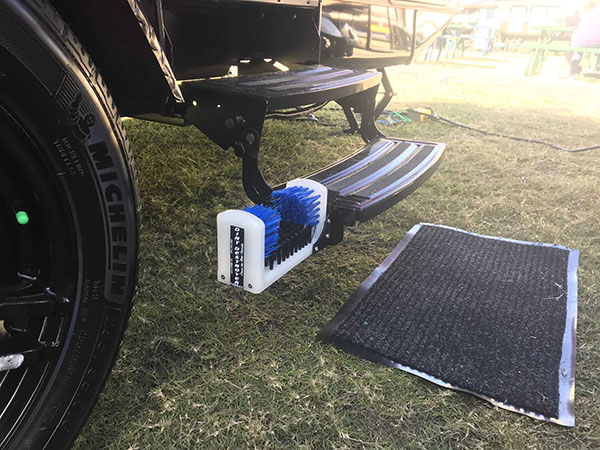 Shoe cleaning attachment is quick and easy to install