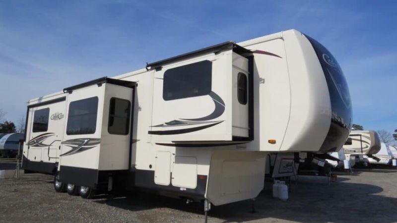 GlowStep REVOLUTION for Cedar Creek RV trailers