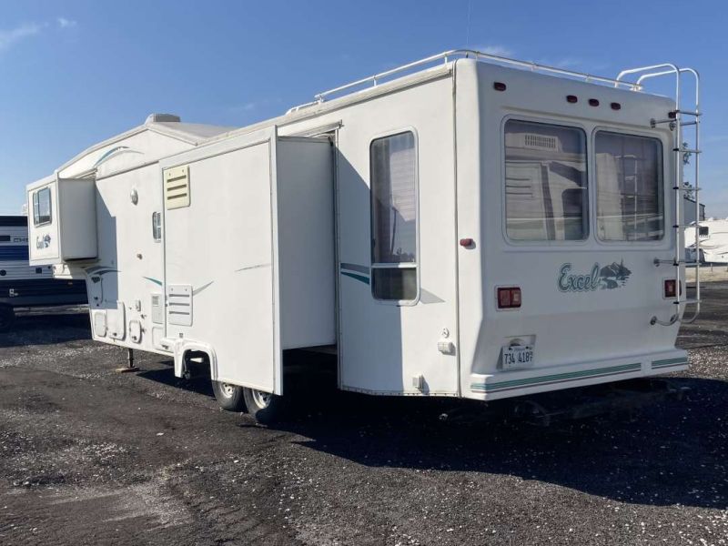 GlowStep REVOLUTION for Excel RV trailers