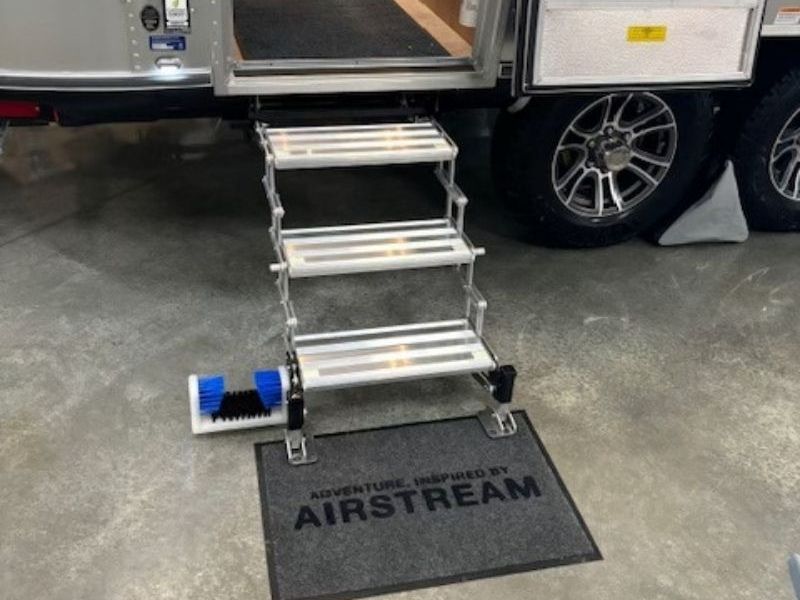 GlowStep REVOLUTION for Airstream - Image 2
