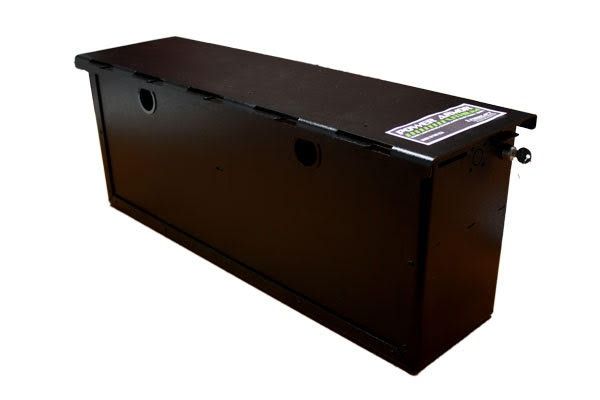 PowerArmor lithium features dual ventilation ducts for battery storage