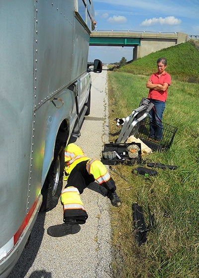 Doy G.'s truck after tire blowout - Talons kept the Camper secured!