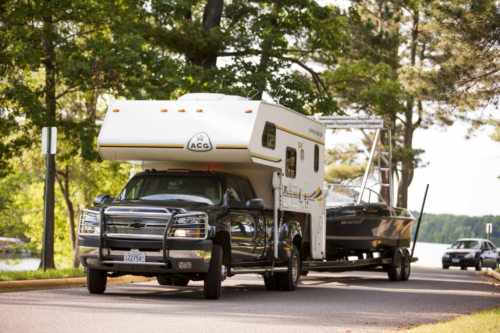 What to Know Before Towing With a Hitch Extension